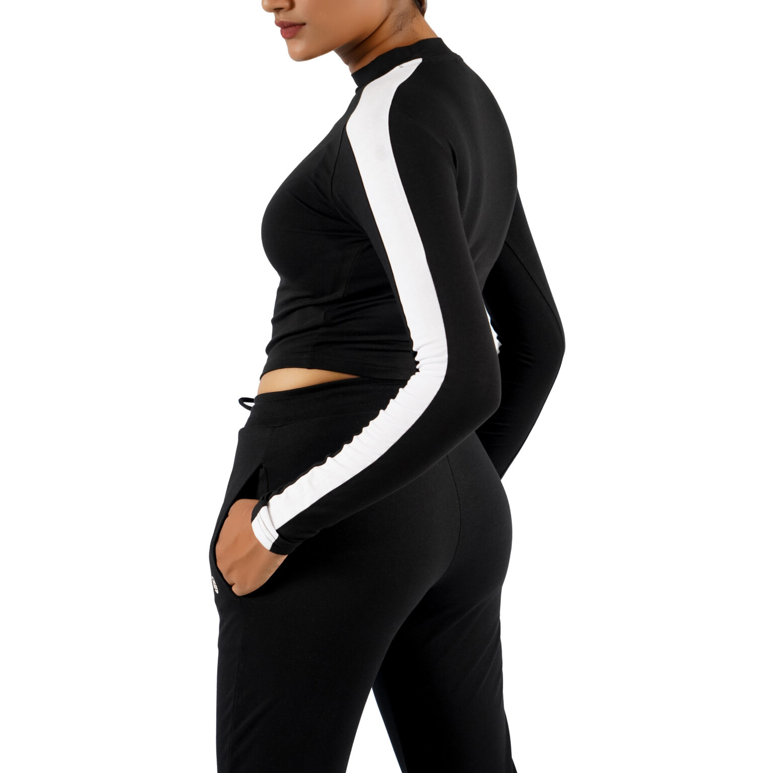 Classic Full Sleeve Crop Top Jet Black sheactive